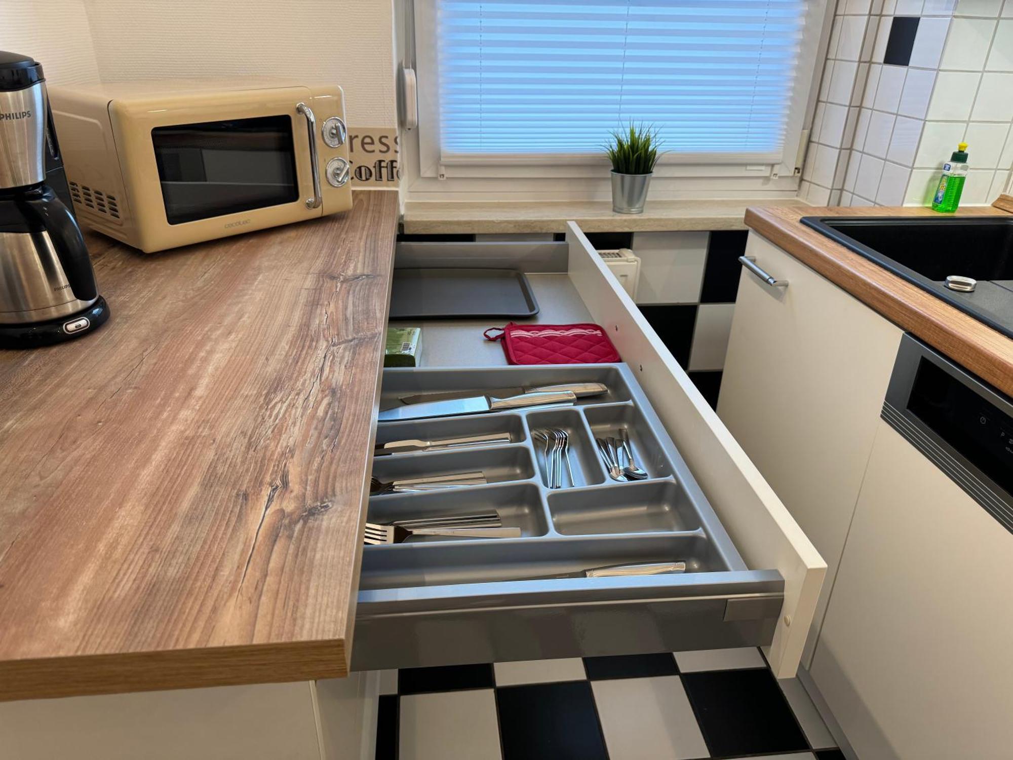 Ruhrpott Residenz - 3 Zimmer Suite - 70Qm Mit Balkon Oberhausen  Buitenkant foto