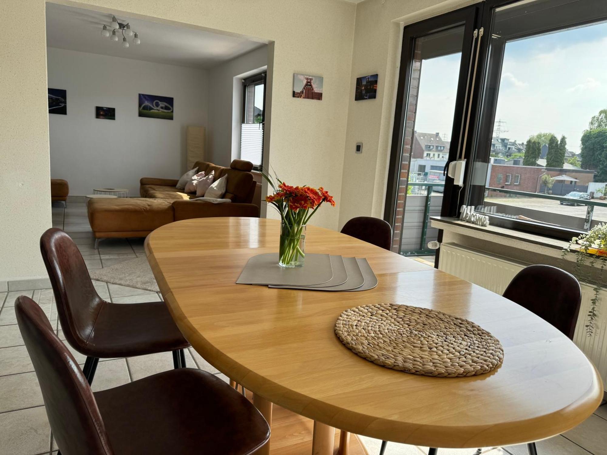 Ruhrpott Residenz - 3 Zimmer Suite - 70Qm Mit Balkon Oberhausen  Buitenkant foto